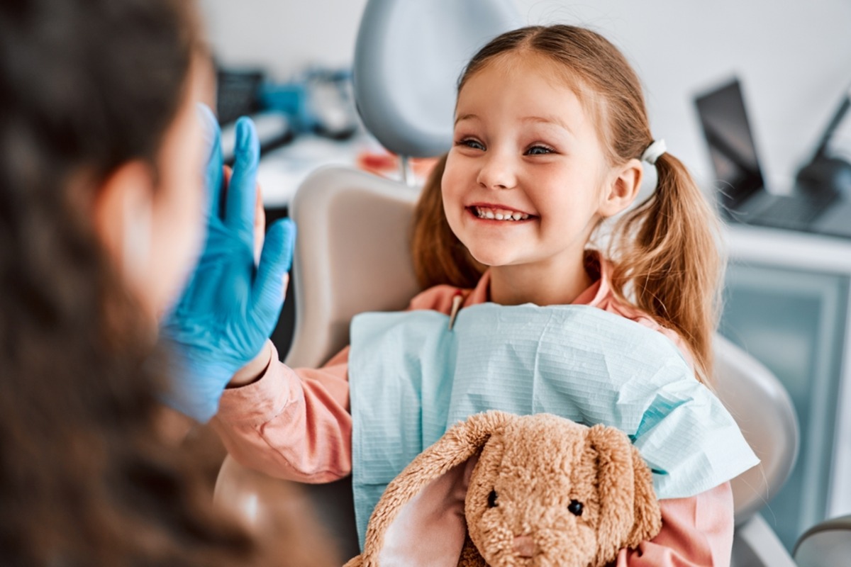 how to help your kids love going to the dentist